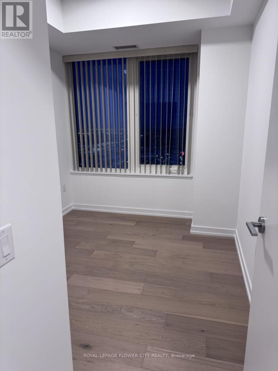 3203 - 395 Square One Drive, Mississauga, Ontario  L5B 0P6 - Photo 23 - W12751692