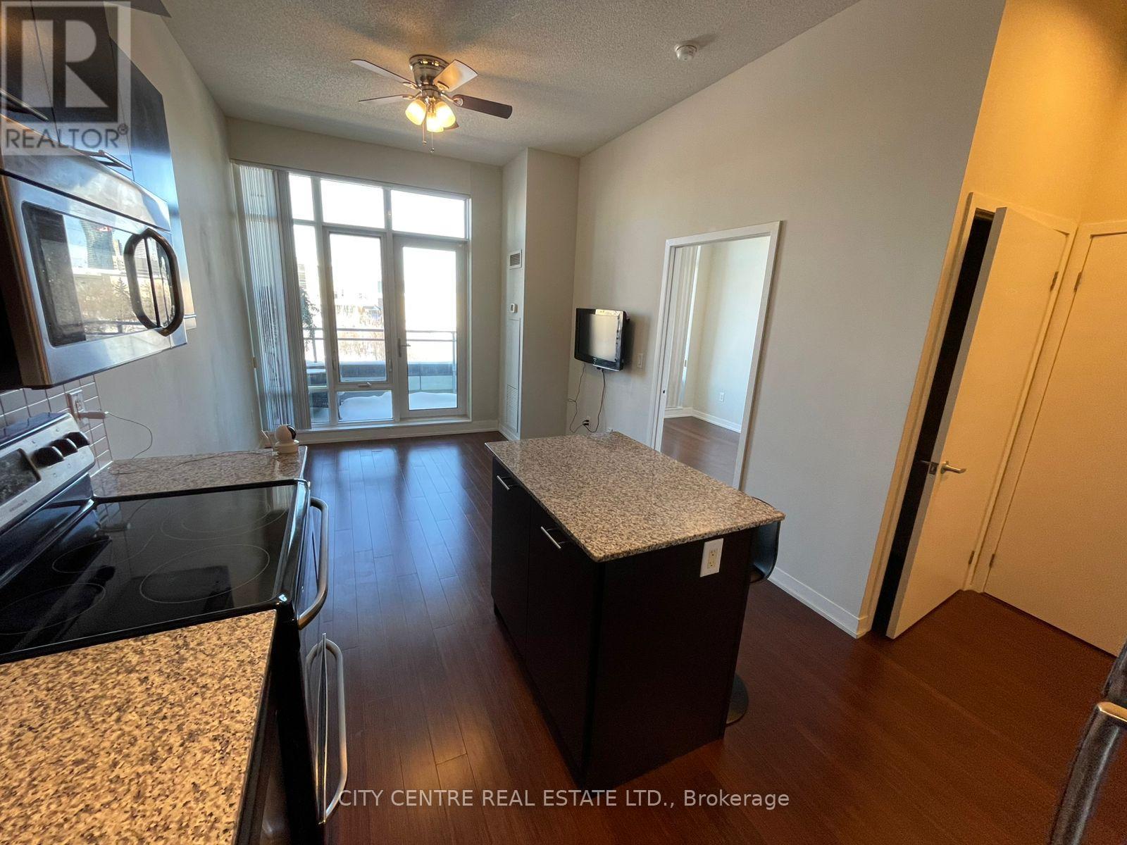 401 - 365 Prince Of Wales Drive, Mississauga (City Centre), Ontario  L5B 0G6 - Photo 11 - W12751694