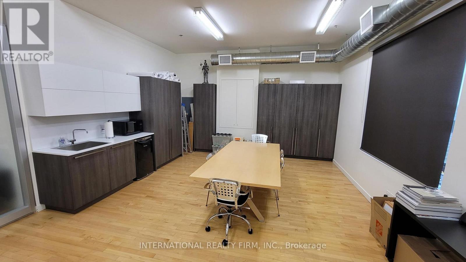 203 - 1245 Caledonia Road, Toronto, Ontario  M6A 2X6 - Photo 8 - W12751704