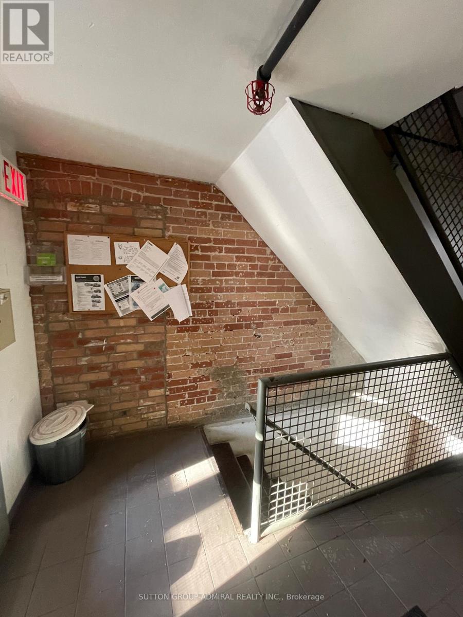 BASEMENT (L103) - 34 NOBLE STREET, Toronto, Ontario