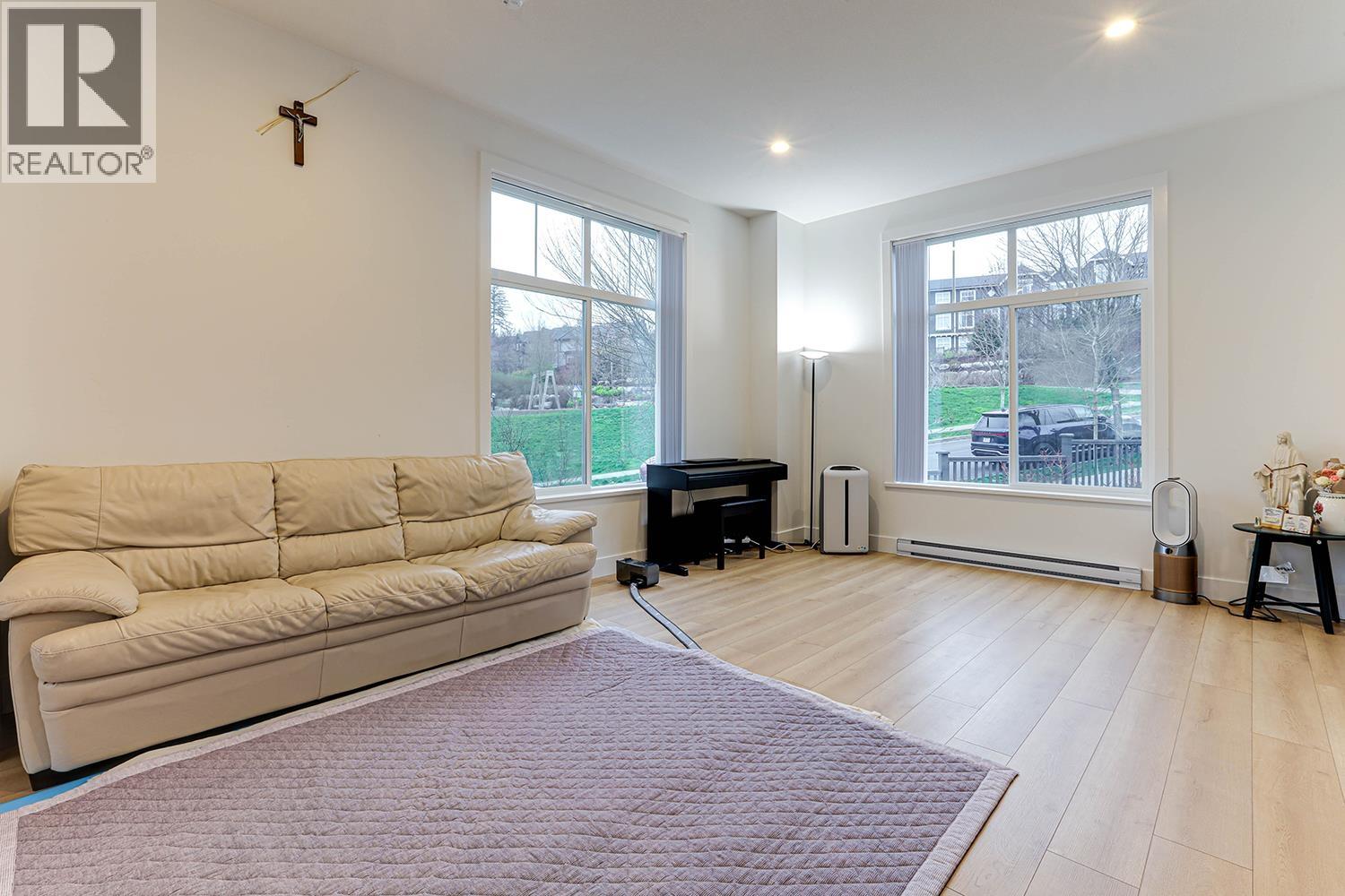 184 1331 Olmsted Street, Coquitlam, British Columbia  V3E 0T3 - Photo 8 - R3085088