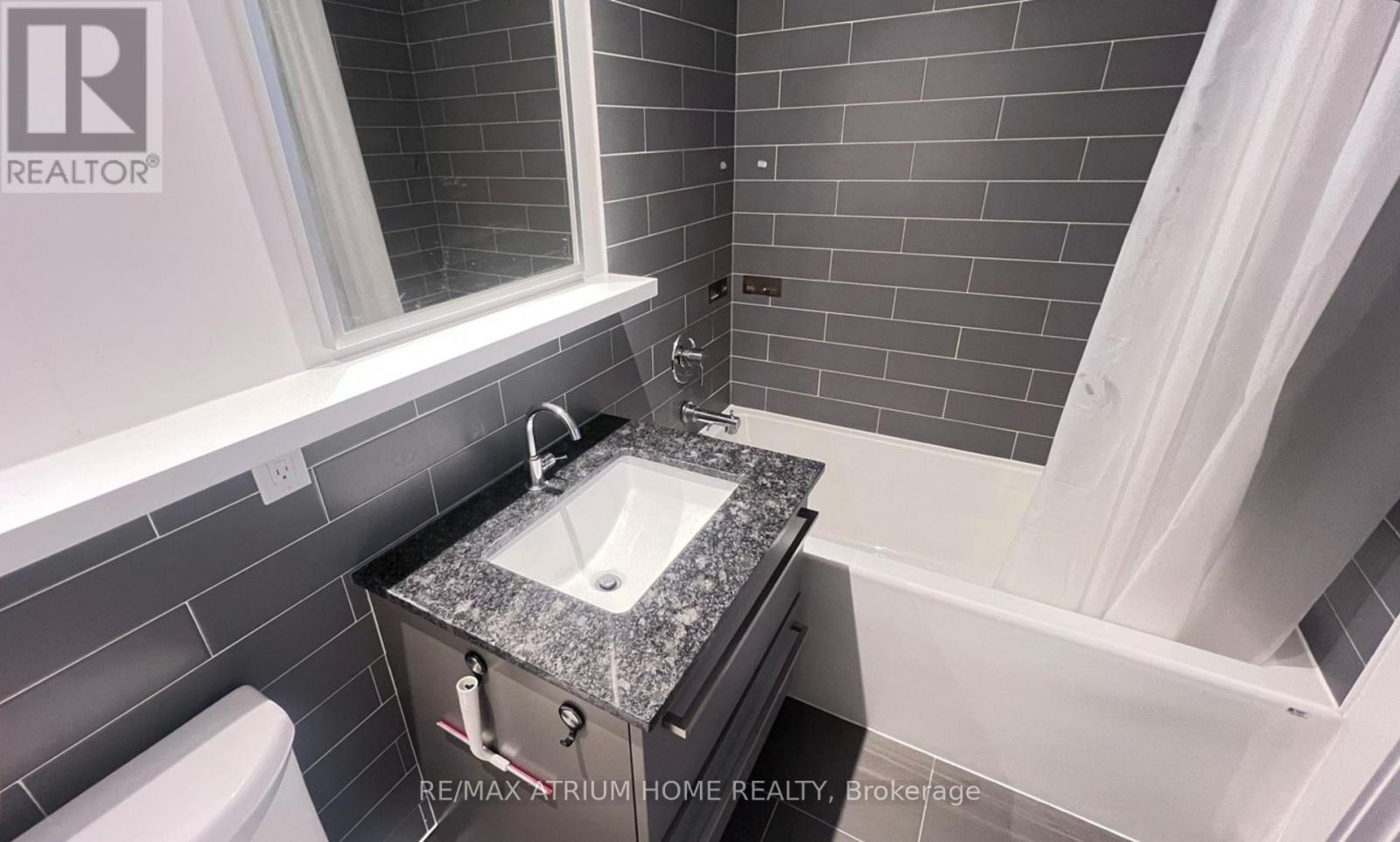 1515 - 120 Varna Drive, Toronto, Ontario  M6A 0B3 - Photo 13 - C12678890