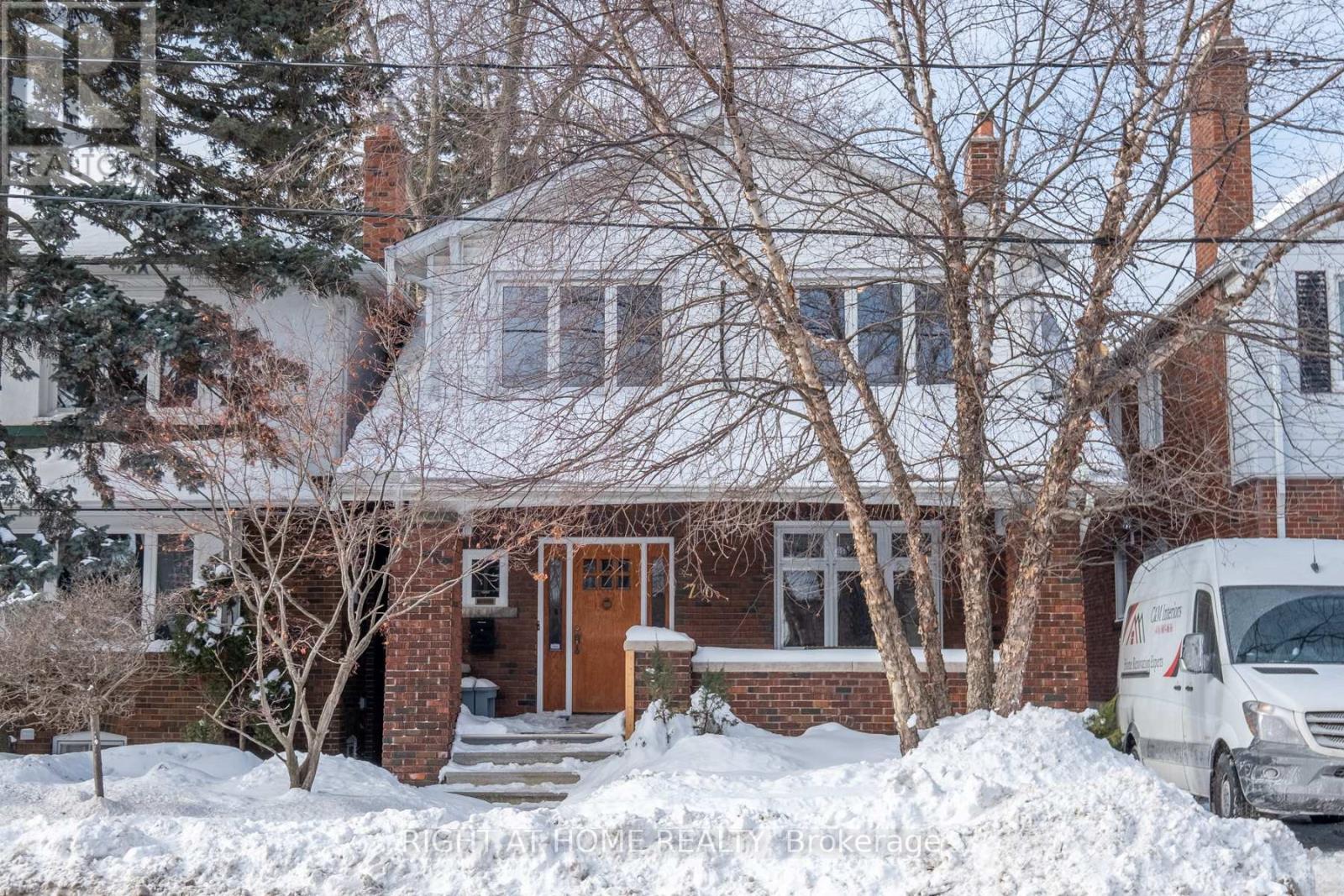 UPPER - 756 COXWELL AVENUE, Toronto, Ontario