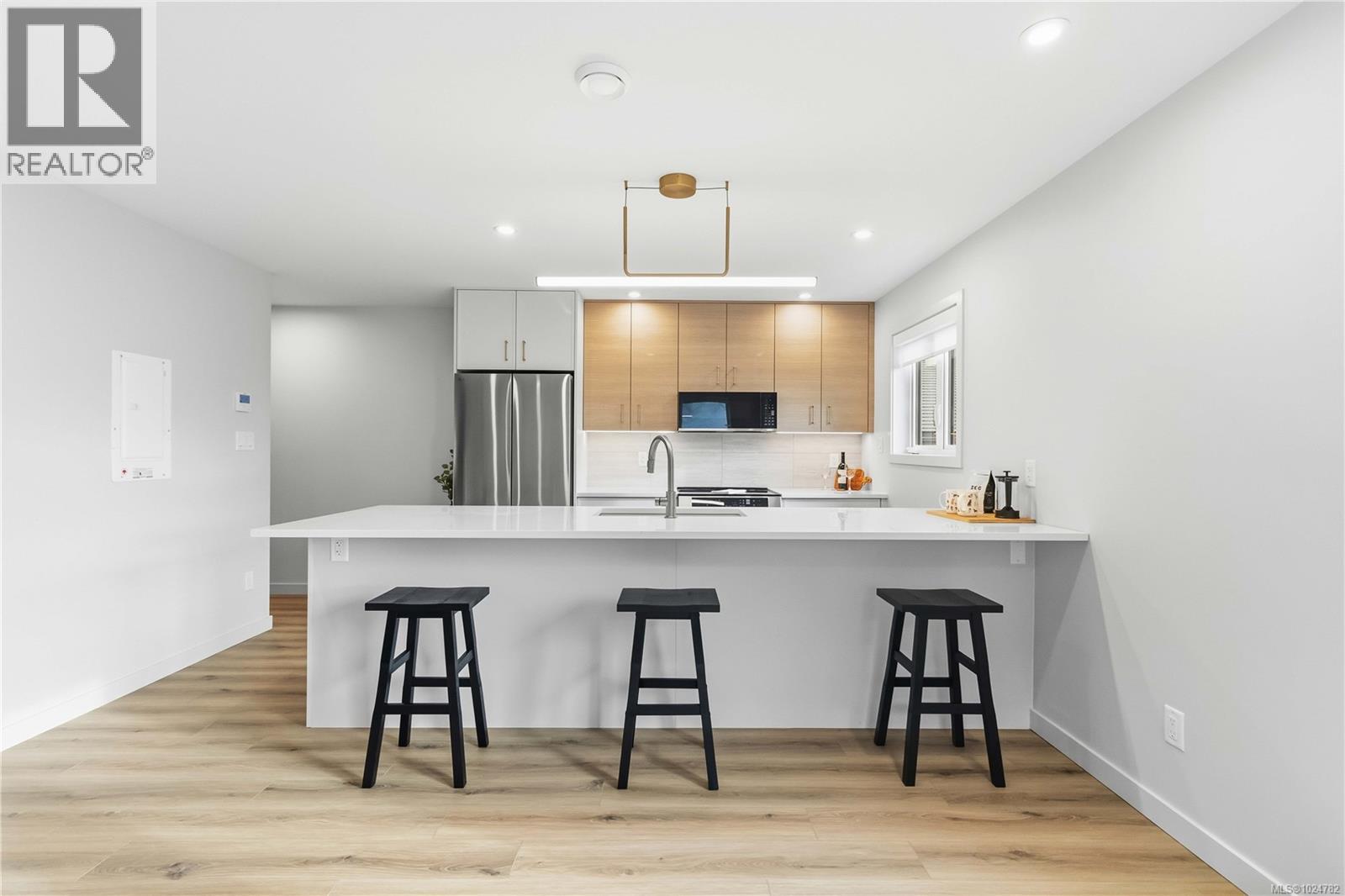 6 1789 Emerson St, Victoria, British Columbia  V8R 2C2 - Photo 15 - 1024782