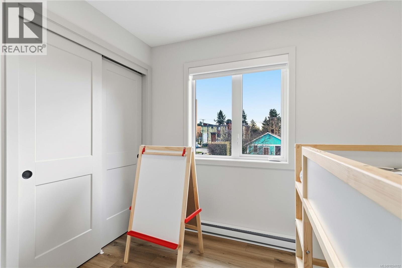 6 1789 Emerson St, Victoria, British Columbia  V8R 2C2 - Photo 25 - 1024782