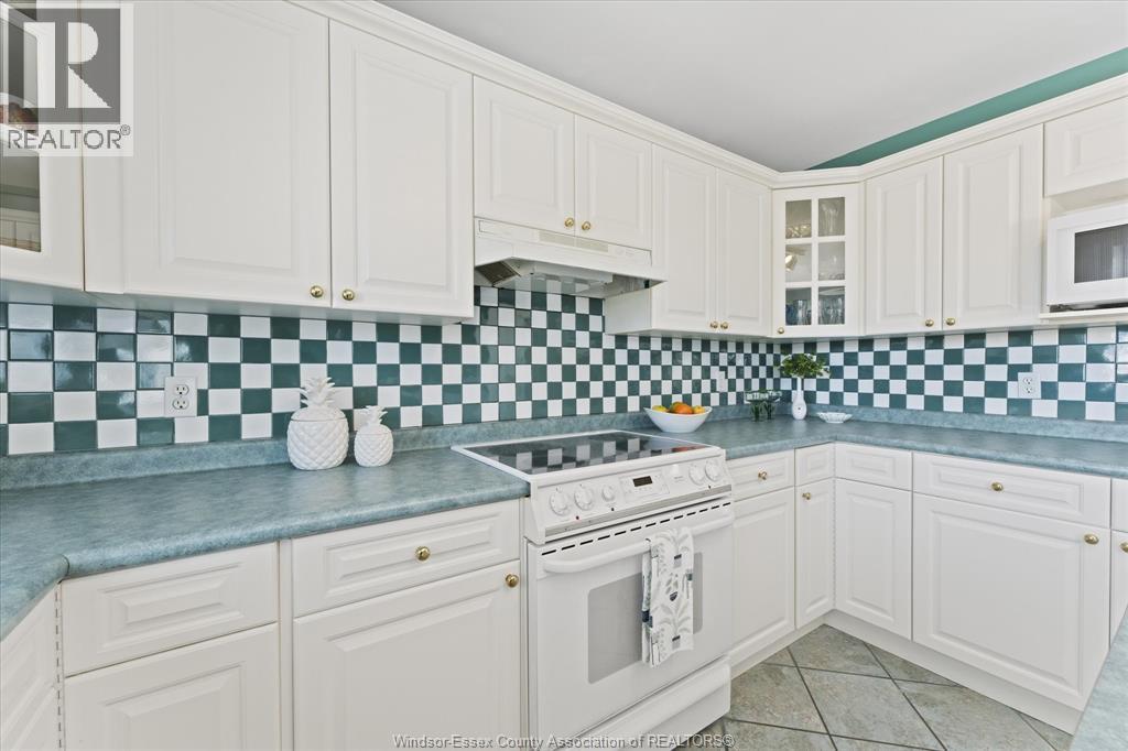 552 Mctague Court, Windsor, Ontario  N8P 1L3 - Photo 9 - 26002395