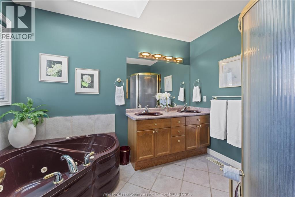 552 Mctague Court, Windsor, Ontario  N8P 1L3 - Photo 14 - 26002395