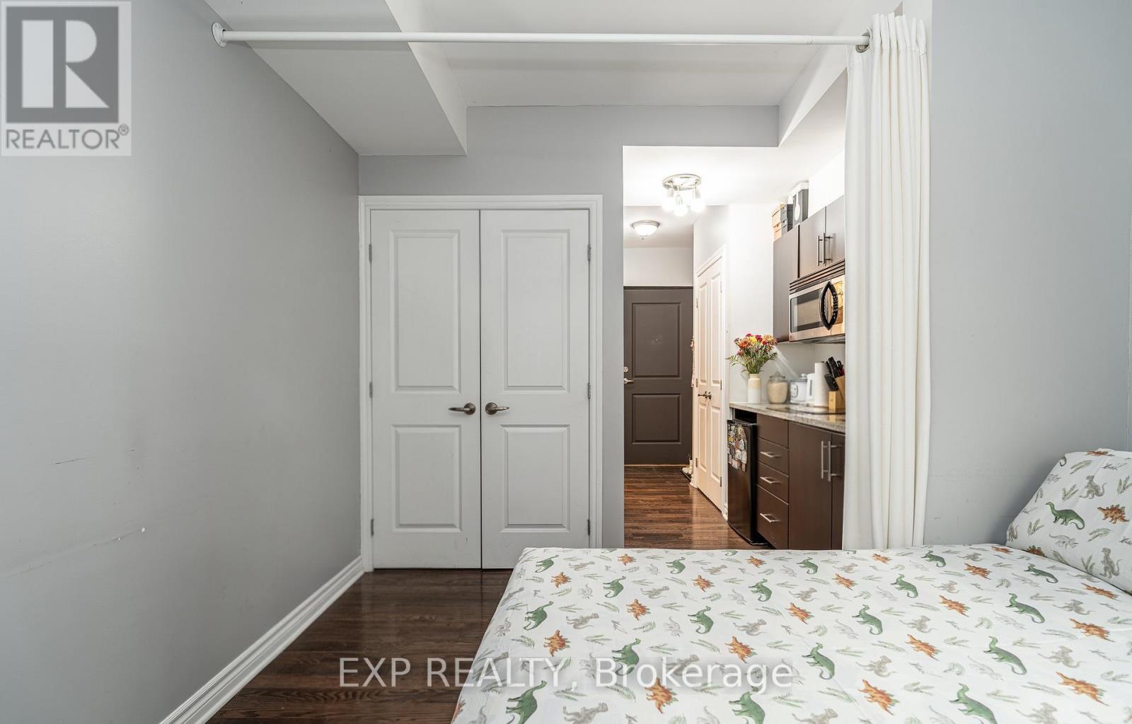 104 - 429 Kent Street W, Ottawa, Ontario  K2P 1B5 - Photo 10 - X12751746