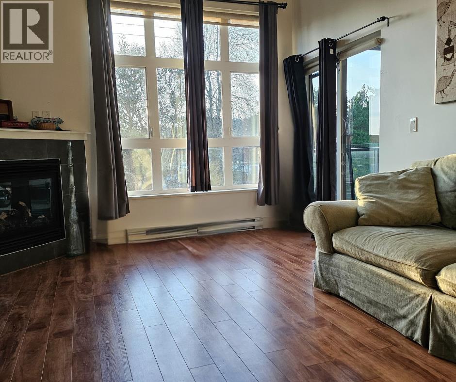 306 5682 Wharf Avenue, Sechelt, British Columbia  V7Z 0J3 - Photo 6 - R3085887