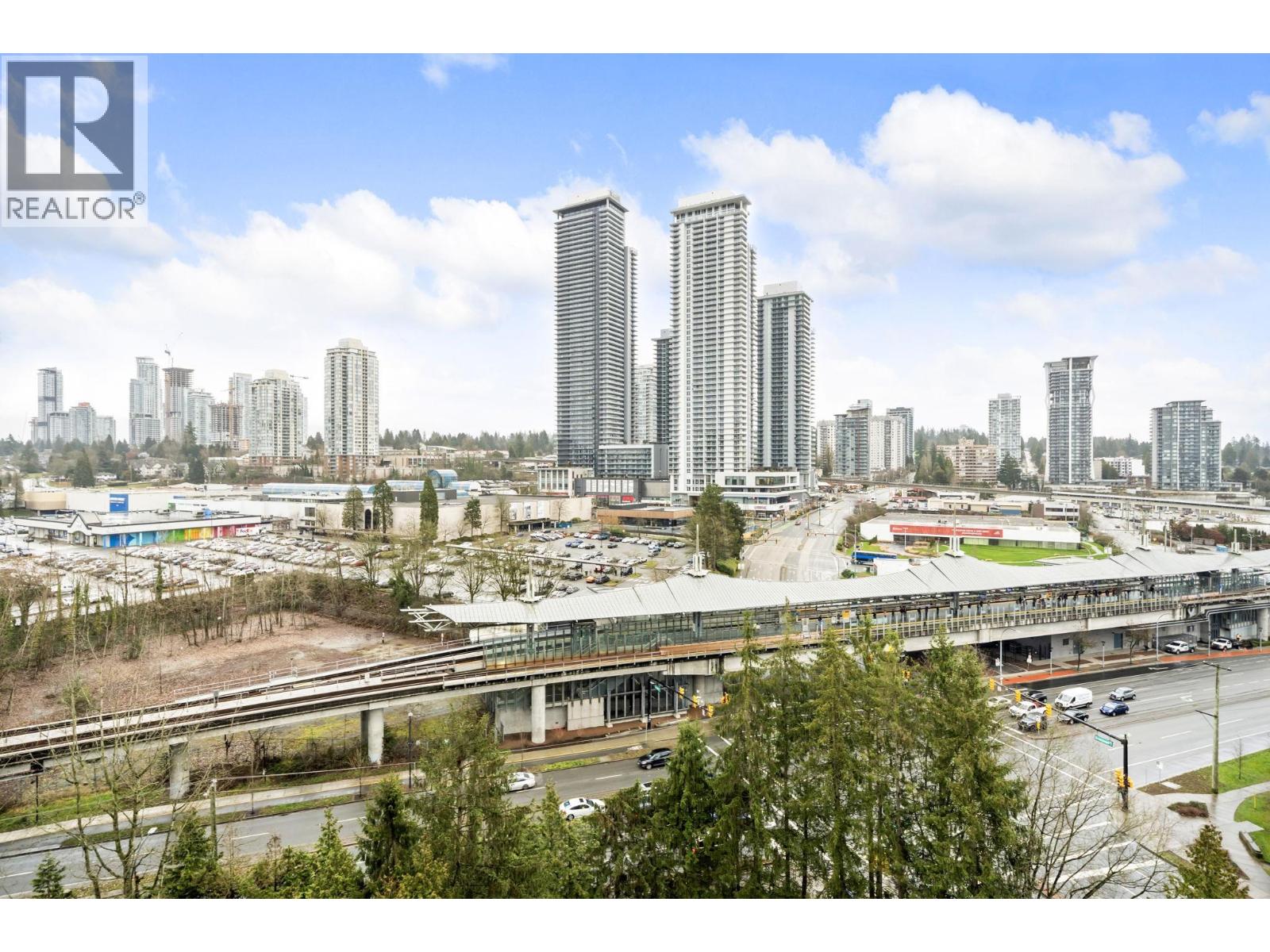 1306 9521 Cardston Court, Burnaby, British Columbia  V3N 4R8 - Photo 2 - R3085890