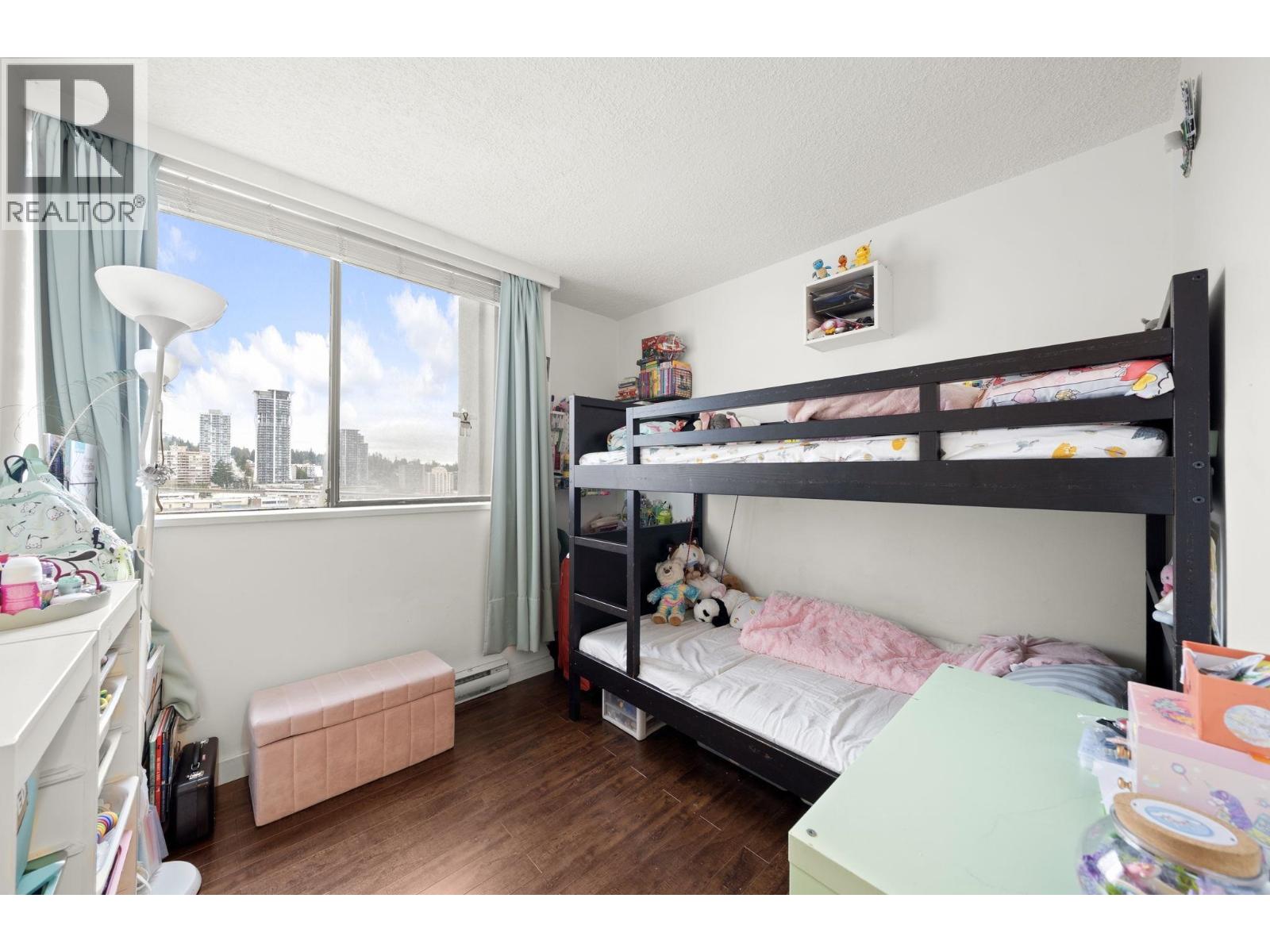 1306 9521 Cardston Court, Burnaby, British Columbia  V3N 4R8 - Photo 6 - R3085890