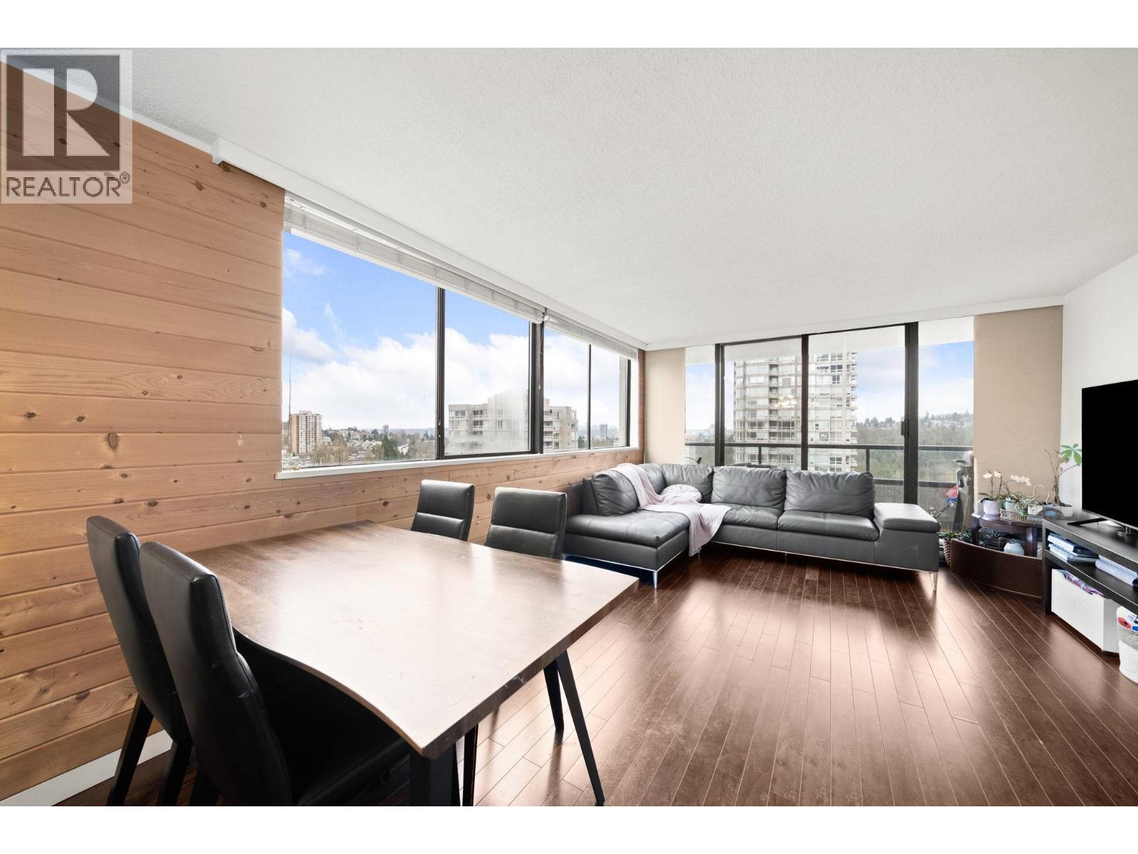 1306 9521 Cardston Court, Burnaby, British Columbia  V3N 4R8 - Photo 8 - R3085890