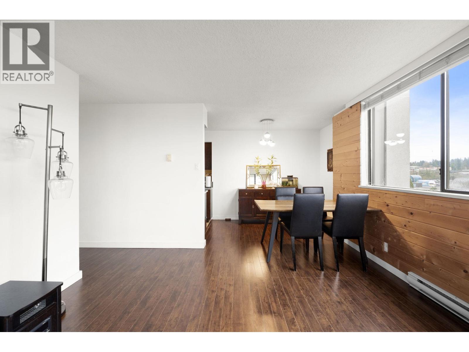 1306 9521 Cardston Court, Burnaby, British Columbia  V3N 4R8 - Photo 9 - R3085890