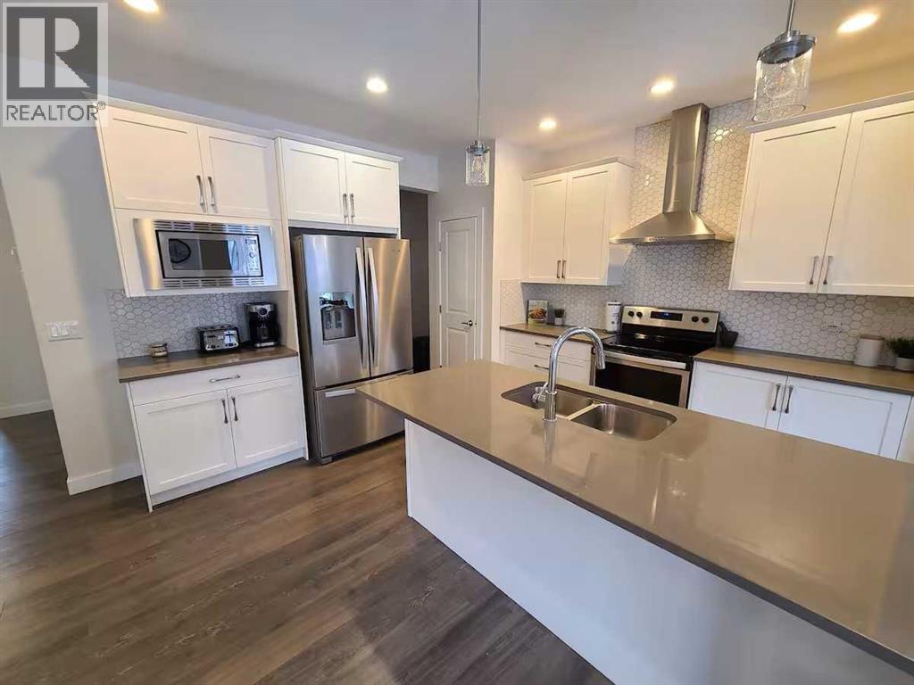 337 Bayview Way Sw, Airdrie, Alberta  T4B 4H4 - Photo 7 - A2276008