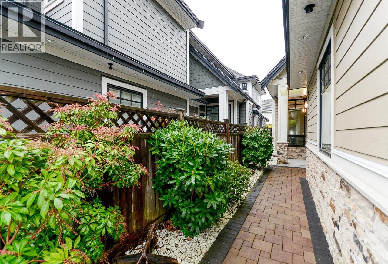 4888 Duncliffe Road, Richmond, British Columbia  V7E 3N1 - Photo 2 - R3085775