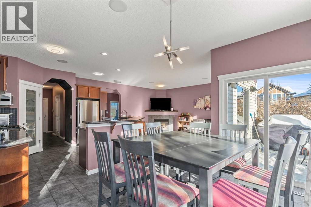 15 Chapalina Close Se, Calgary, Alberta  T2X 3W2 - Photo 14 - A2282232