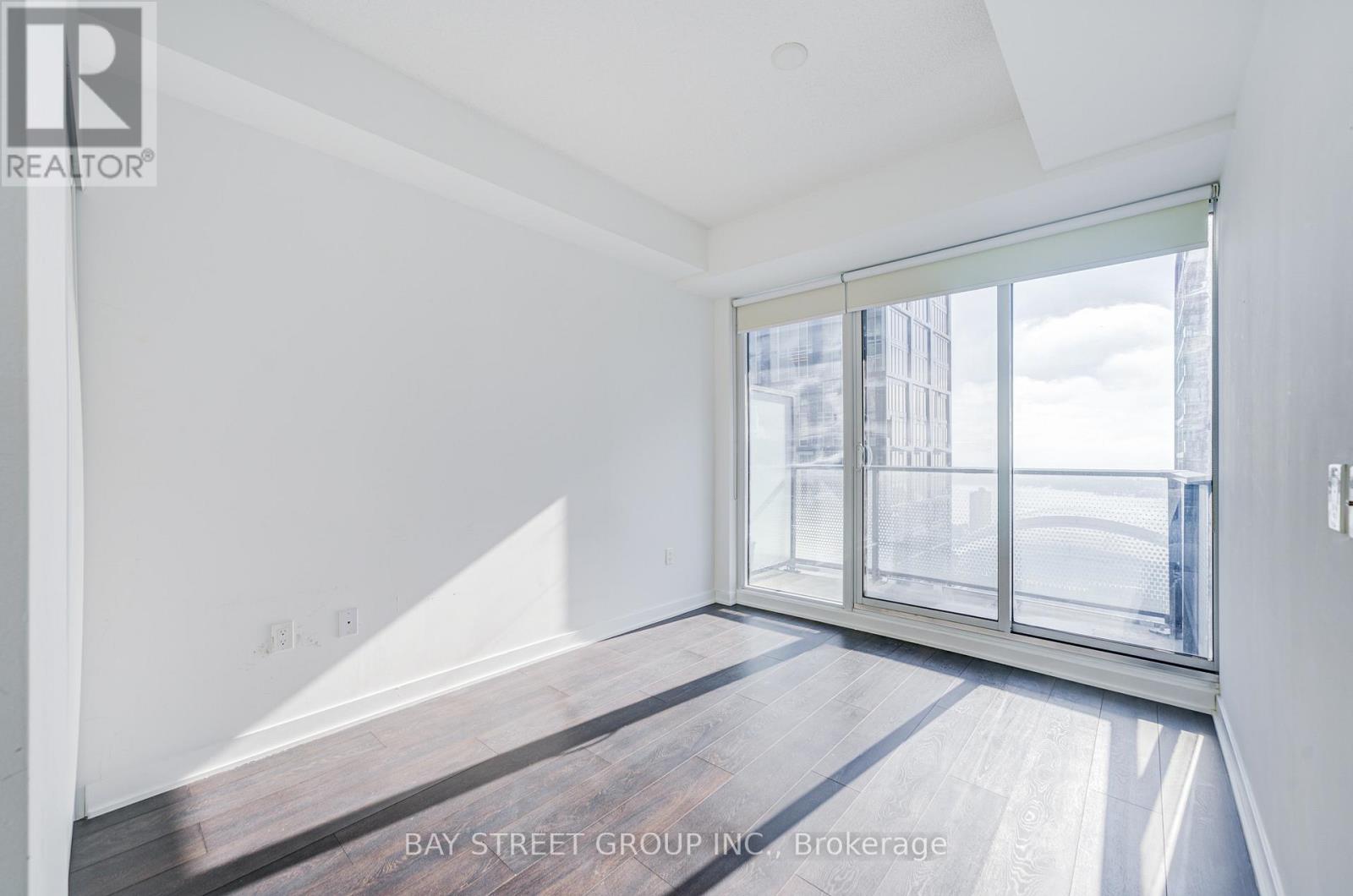4801 - 125 Blue Jays Way, Toronto, Ontario  M5V 0N5 - Photo 4 - C12751742