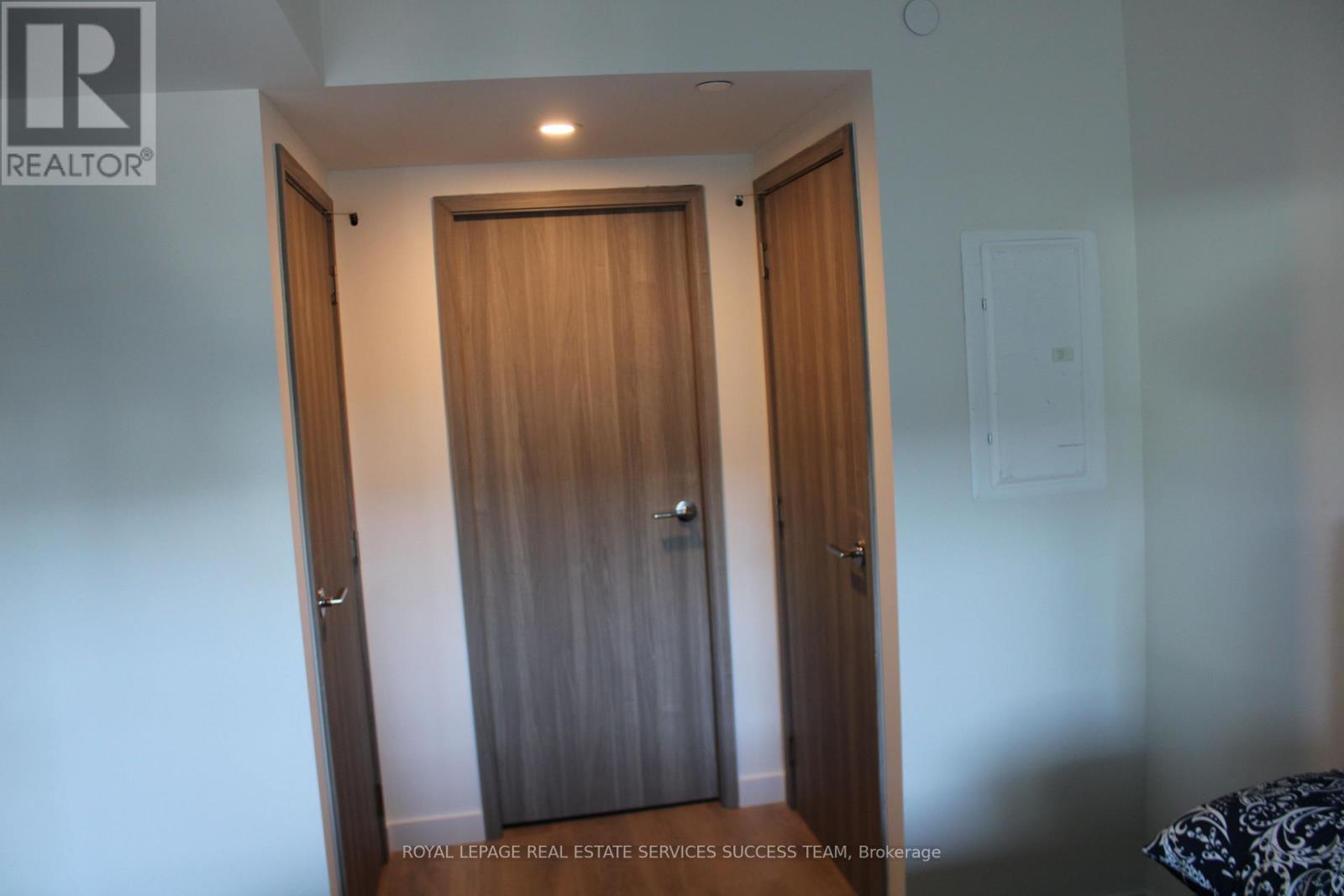 1812 - 3 Concord Cityplace Way, Toronto, Ontario  M5V 0X4 - Photo 19 - C12751748