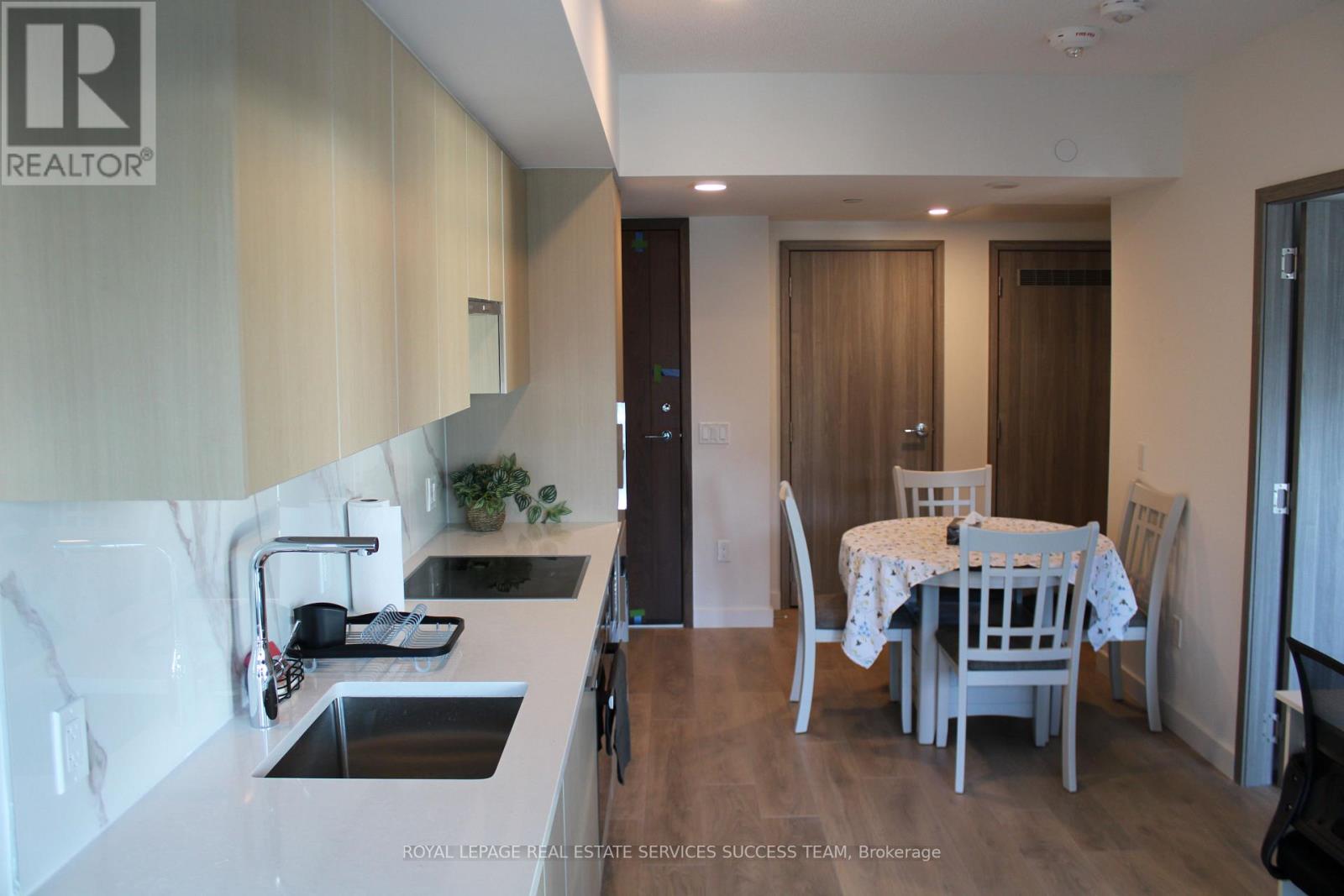 1812 - 3 Concord Cityplace Way, Toronto, Ontario  M5V 0X4 - Photo 29 - C12751748