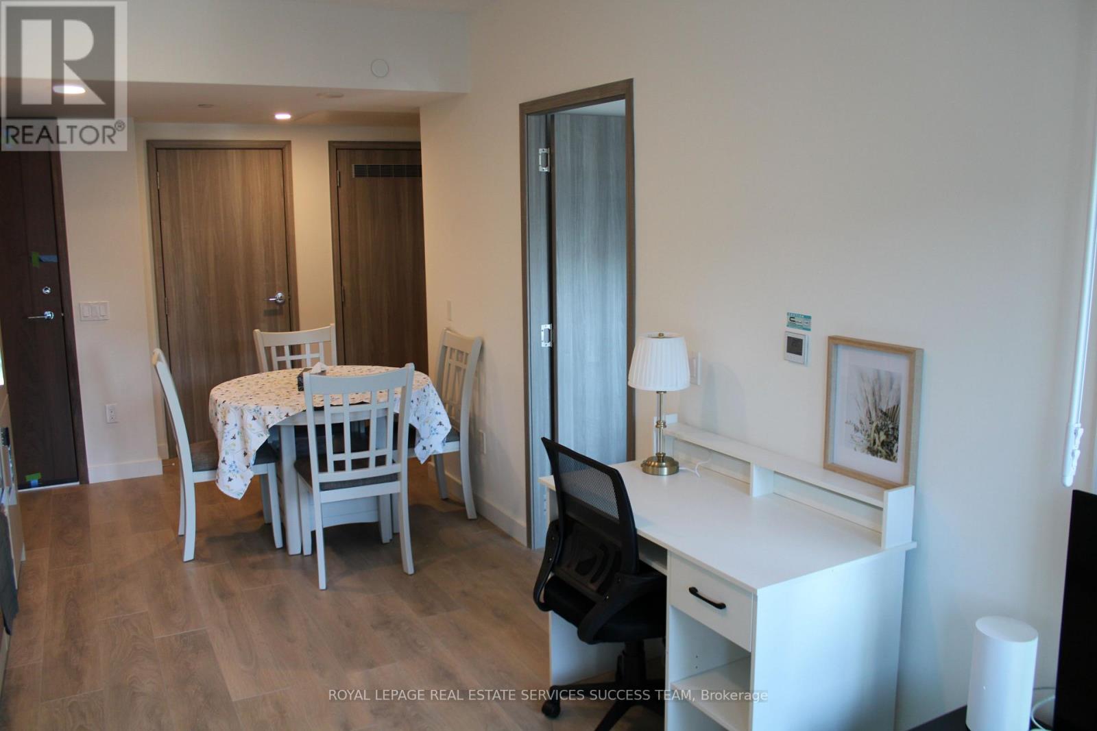 1812 - 3 Concord Cityplace Way, Toronto, Ontario  M5V 0X4 - Photo 30 - C12751748