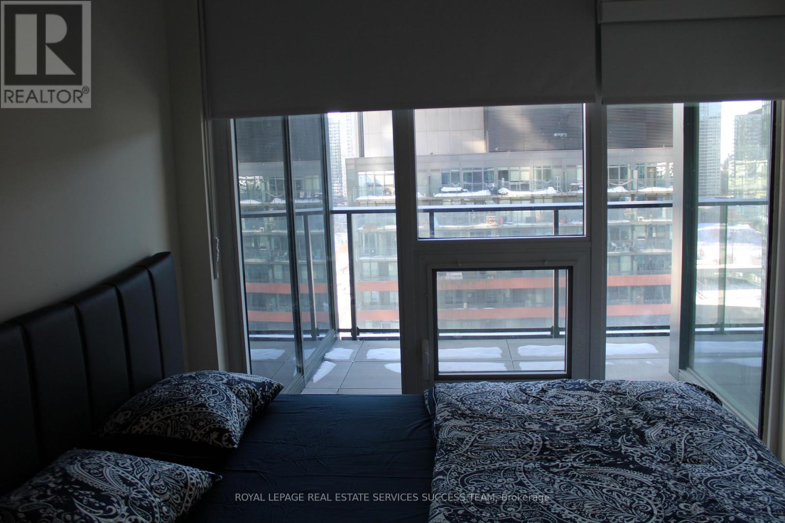 1812 - 3 Concord Cityplace Way, Toronto, Ontario  M5V 0X4 - Photo 33 - C12751748