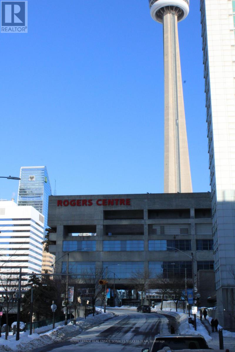 1812 - 3 Concord Cityplace Way, Toronto, Ontario  M5V 0X4 - Photo 50 - C12751748