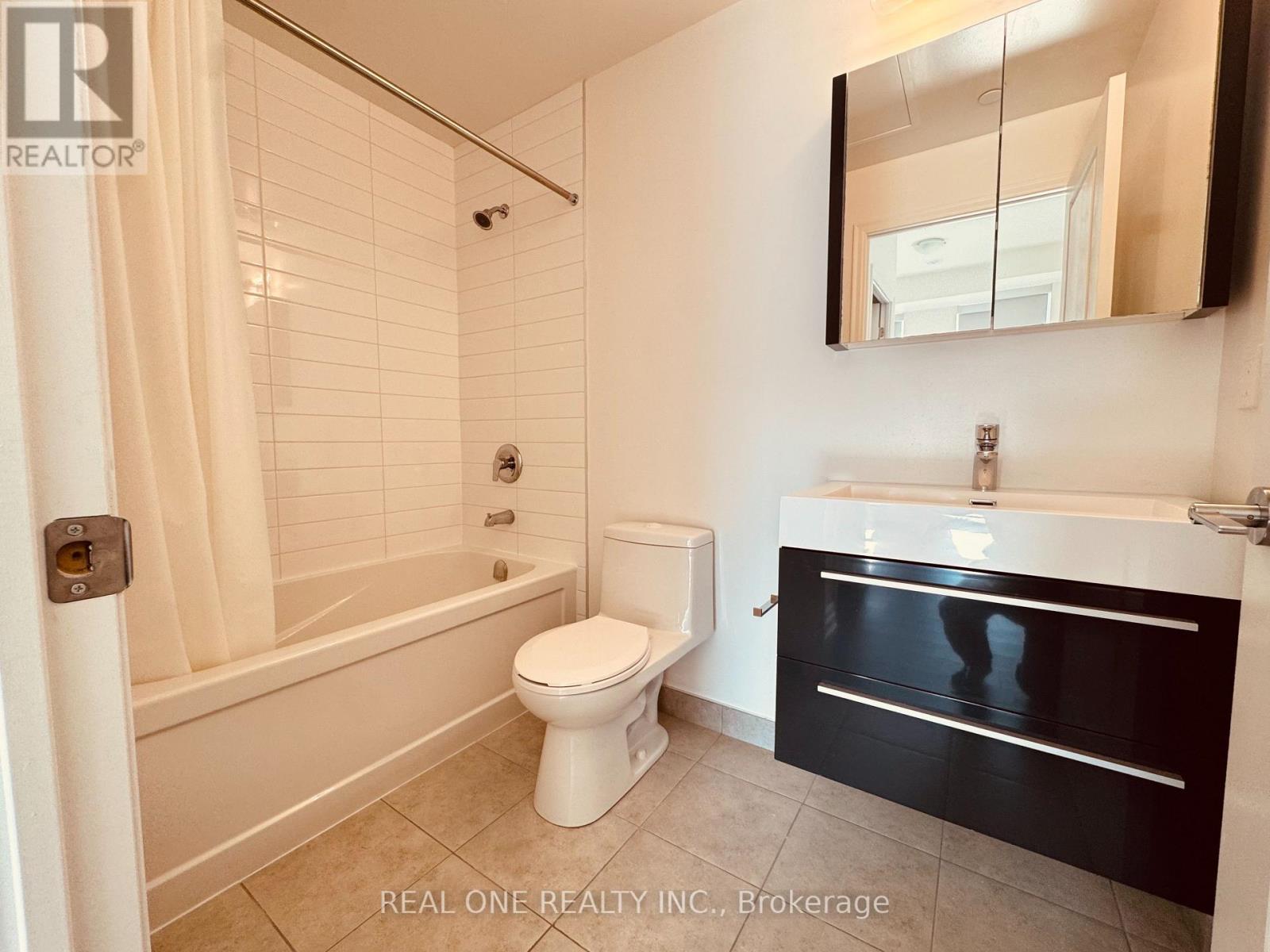 402b - 8 Rouge Valley Drive W, Markham, Ontario  L6G 0G8 - Photo 11 - N12751750