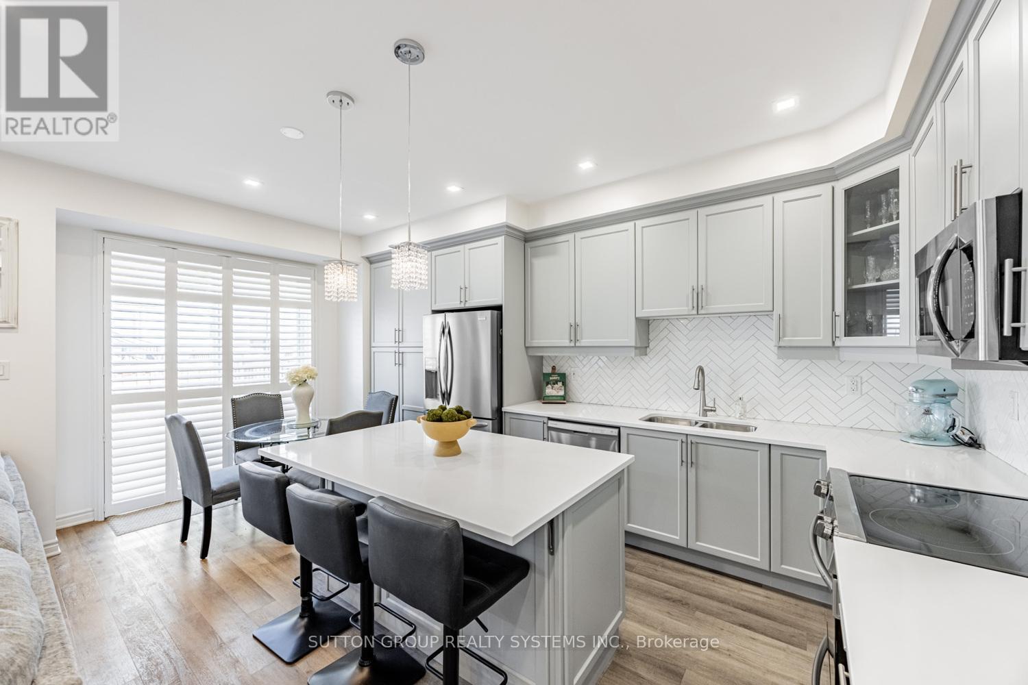 966 Cherry Court, Milton, Ontario  L9E 1P8 - Photo 11 - W12751744