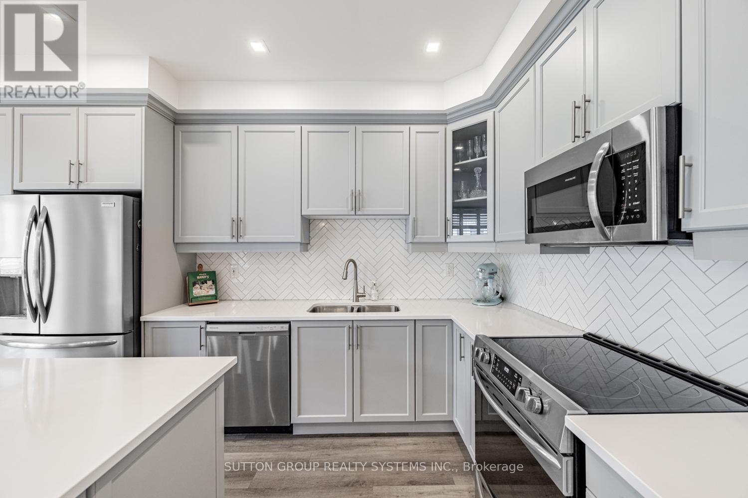 966 Cherry Court, Milton, Ontario  L9E 1P8 - Photo 15 - W12751744