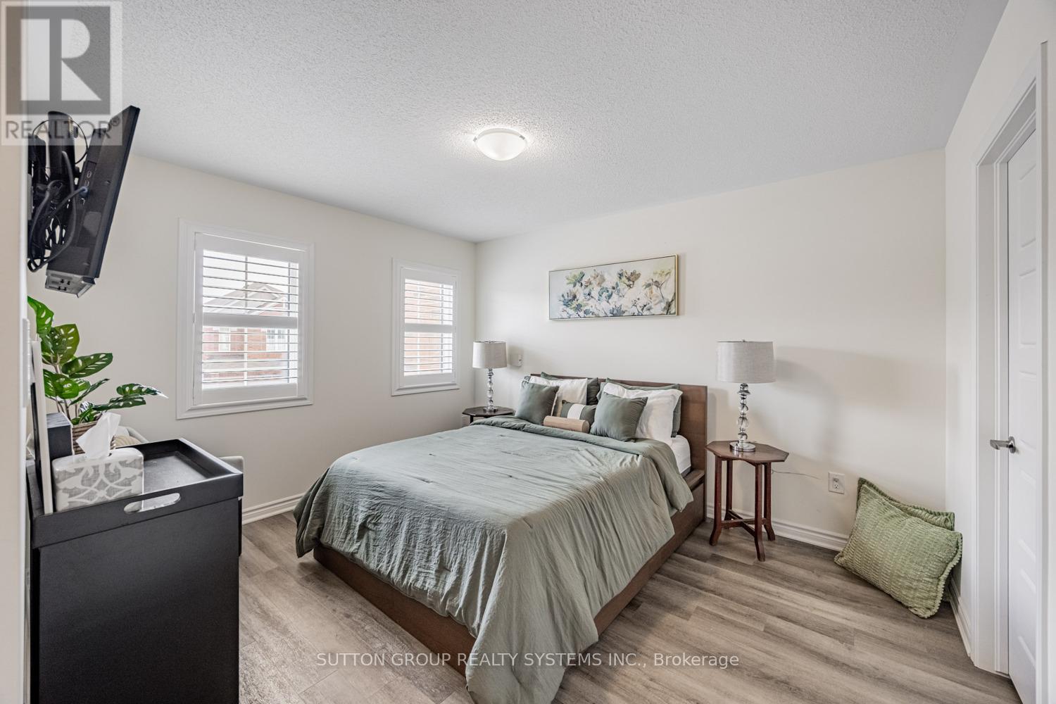 966 Cherry Court, Milton, Ontario  L9E 1P8 - Photo 23 - W12751744