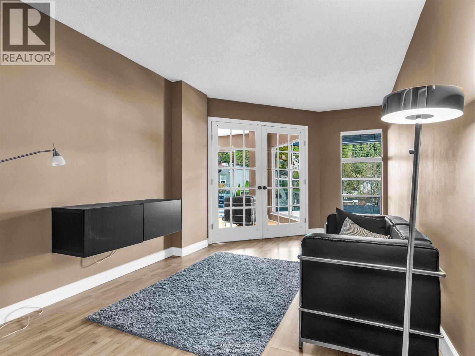 203 4323 Gallant Avenue, North Vancouver, British Columbia  V7G 2C1 - Photo 23 - R3085281