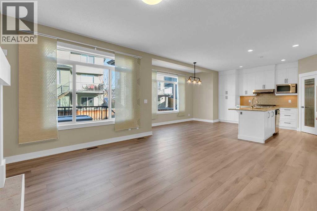 179 Panatella Cape Nw, Calgary, Alberta  T3K 0W3 - Photo 5 - A2279943