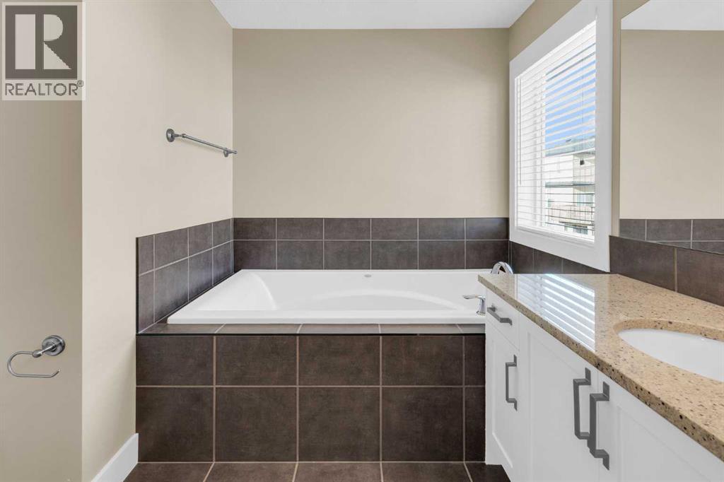 179 Panatella Cape Nw, Calgary, Alberta  T3K 0W3 - Photo 27 - A2279943