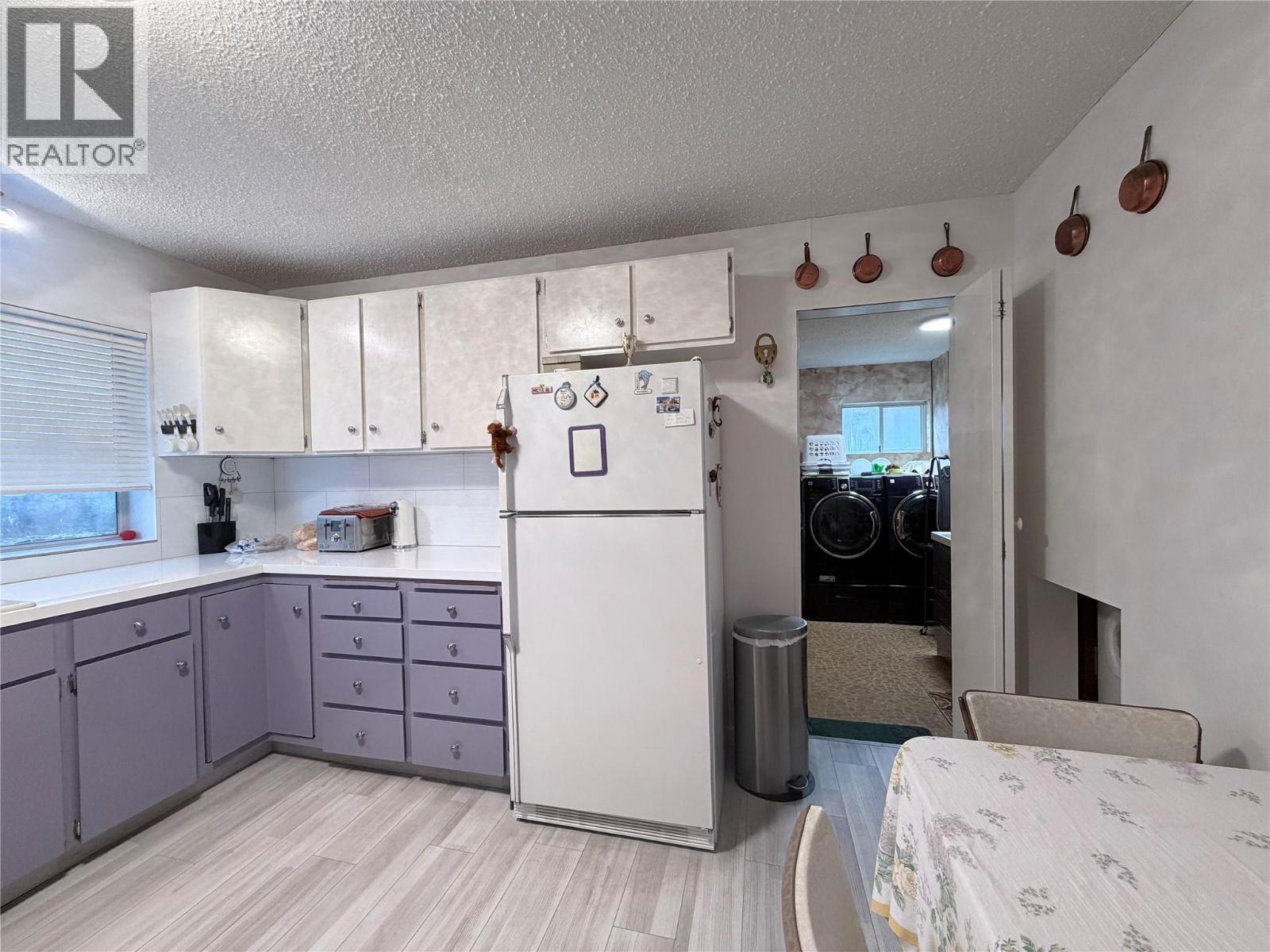 801 Houston Street, Nelson, British Columbia  V1L 5J3 - Photo 44 - 10374655