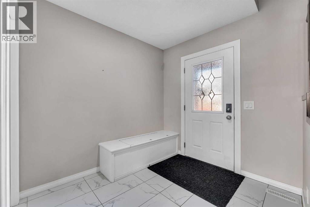 228 Covemeadow Court Ne, Calgary, Alberta  T3K 6H2 - Photo 3 - A2279009