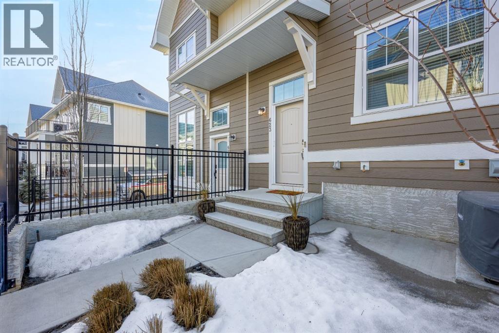623 Cranbrook Walk Se, Calgary, Alberta  T3M 2V5 - Photo 4 - A2280967