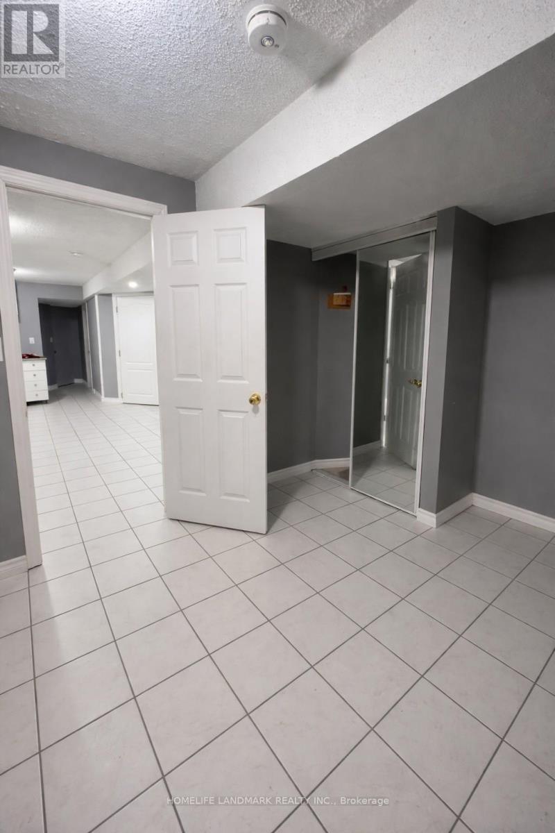Basement - 19 Dovesong Drive W, Brampton, Ontario  L6R 1V9 - Photo 3 - W12751592