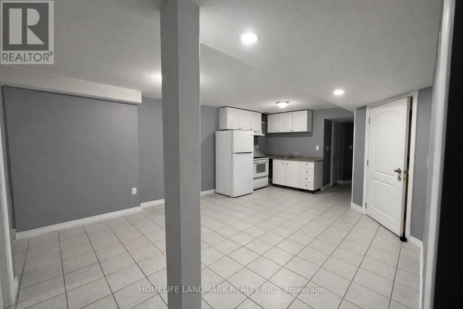 Basement - 19 Dovesong Drive W, Brampton, Ontario  L6R 1V9 - Photo 4 - W12751592