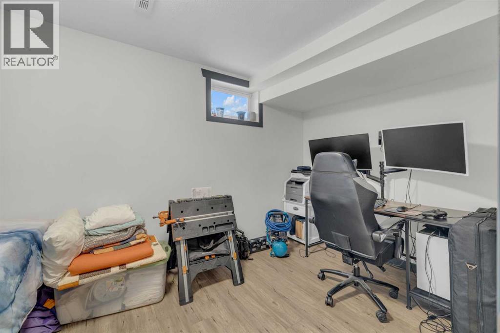 20 Woodland Crescent, Sylvan Lake, Alberta  T4S 1L9 - Photo 30 - A2281878