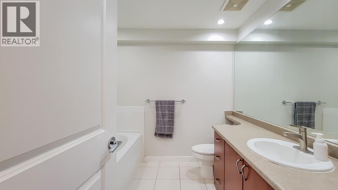 301 9266 University Crescent, Burnaby, British Columbia  V5A 4Z1 - Photo 17 - R3085564