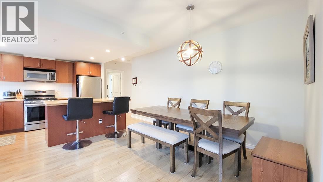 301 9266 University Crescent, Burnaby, British Columbia  V5A 4Z1 - Photo 5 - R3085564