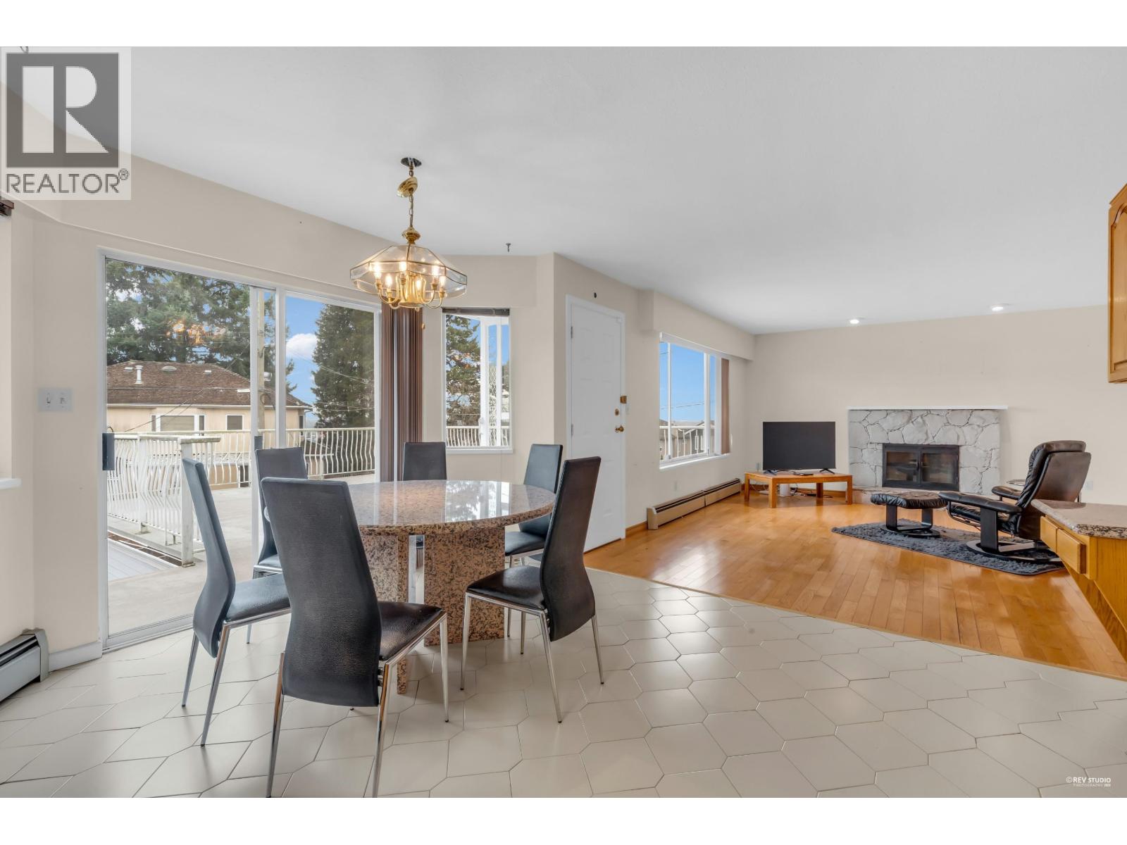 2068 Scarboro Avenue, Vancouver, British Columbia  V5P 2L3 - Photo 11 - R3085299