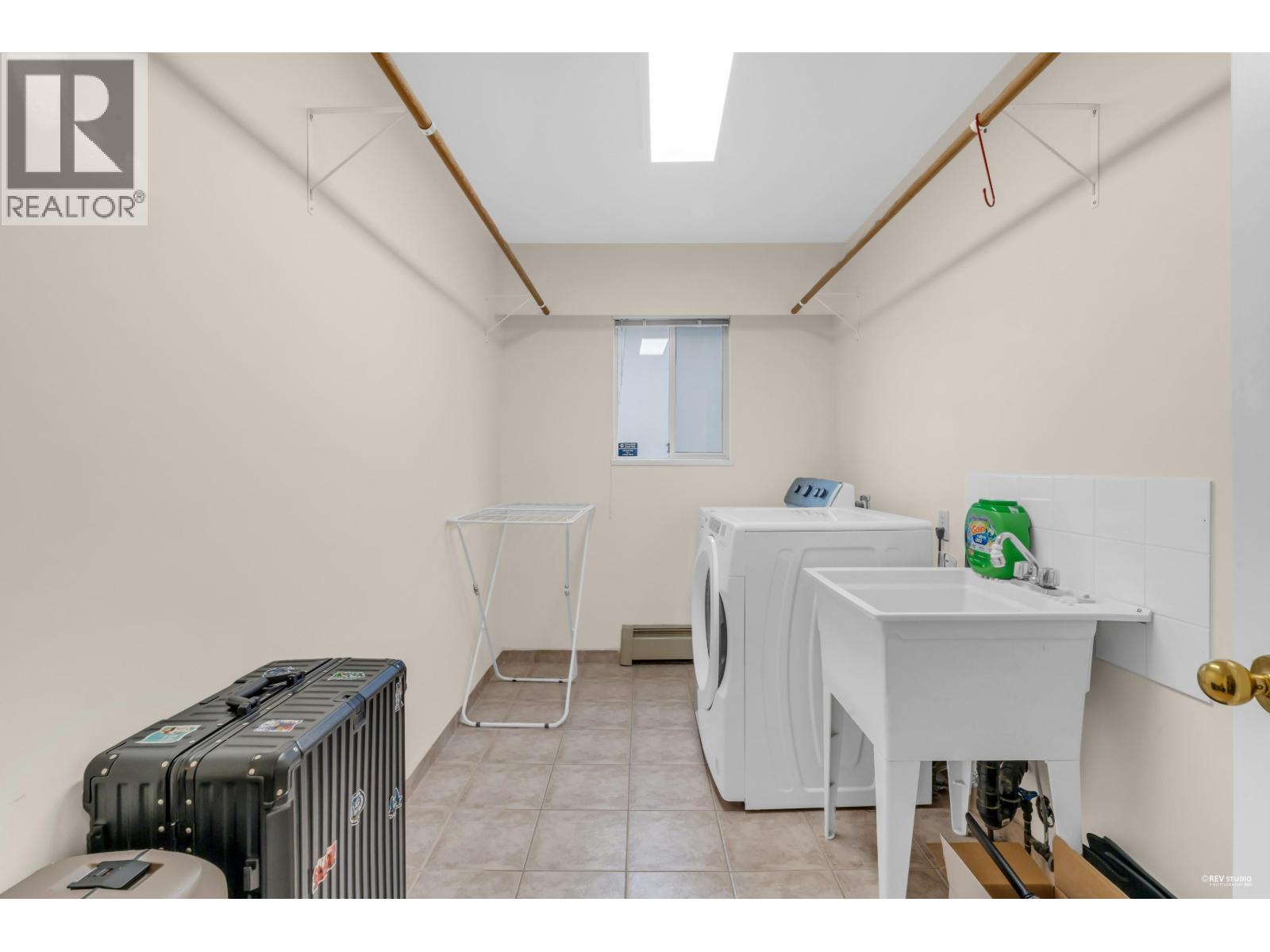 2068 Scarboro Avenue, Vancouver, British Columbia  V5P 2L3 - Photo 7 - R3085299