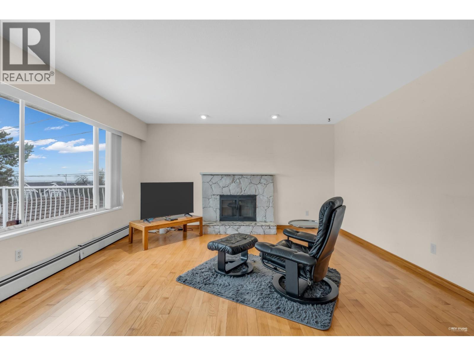 2068 Scarboro Avenue, Vancouver, British Columbia  V5P 2L3 - Photo 8 - R3085299