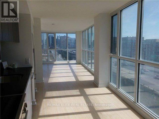 907 - 75 Queens Wharf Road, Toronto, Ontario  M5V 0J8 - Photo 2 - C12751794