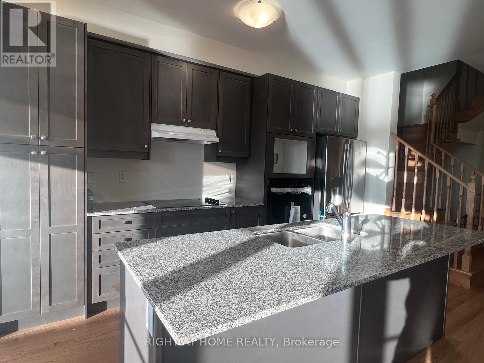 1205 Rexton Drive, Oshawa, Ontario  L1L 0T3 - Photo 20 - E12751764