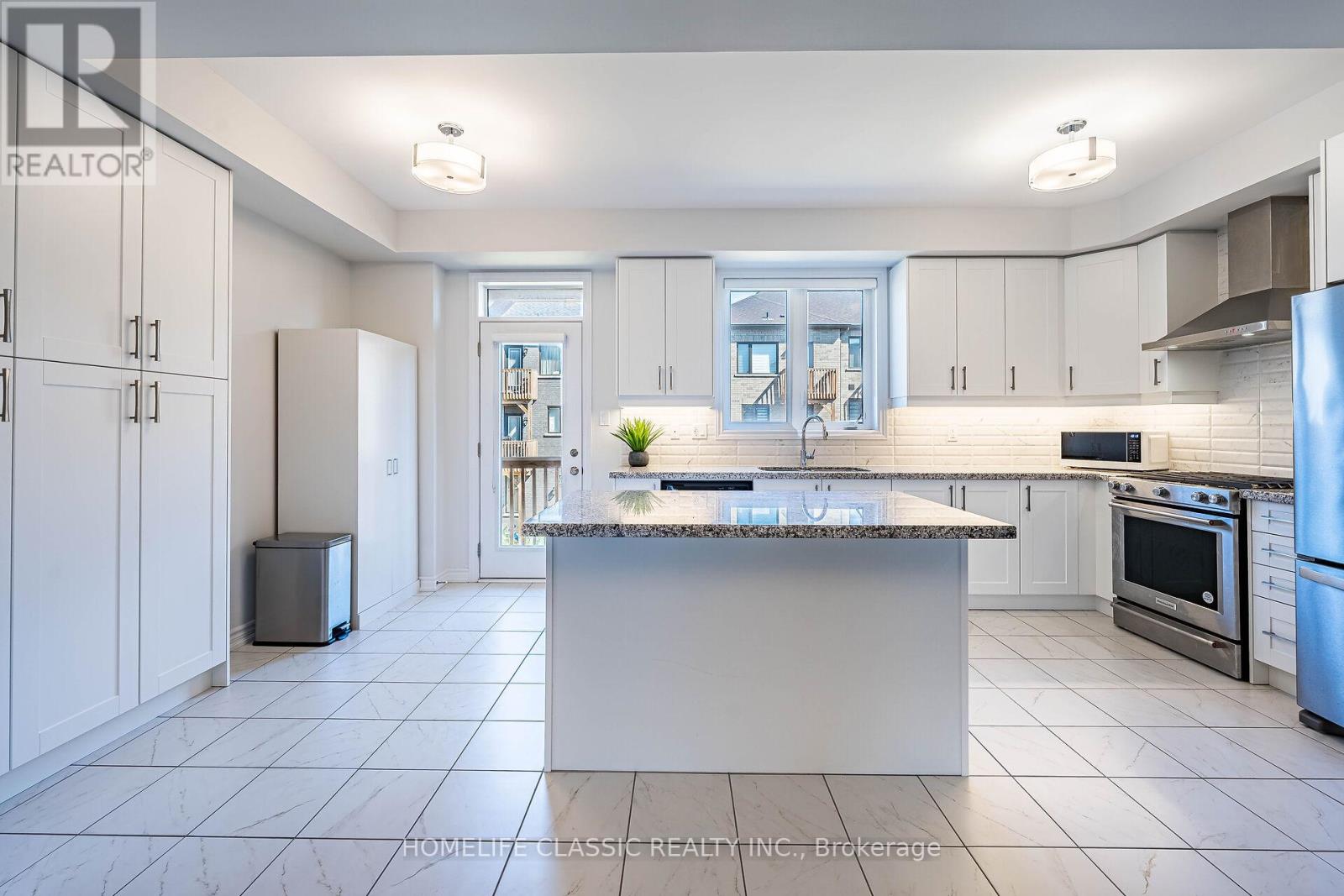 57 Douet Lane, Ajax, Ontario  L1Z 0V4 - Photo 15 - E12751792