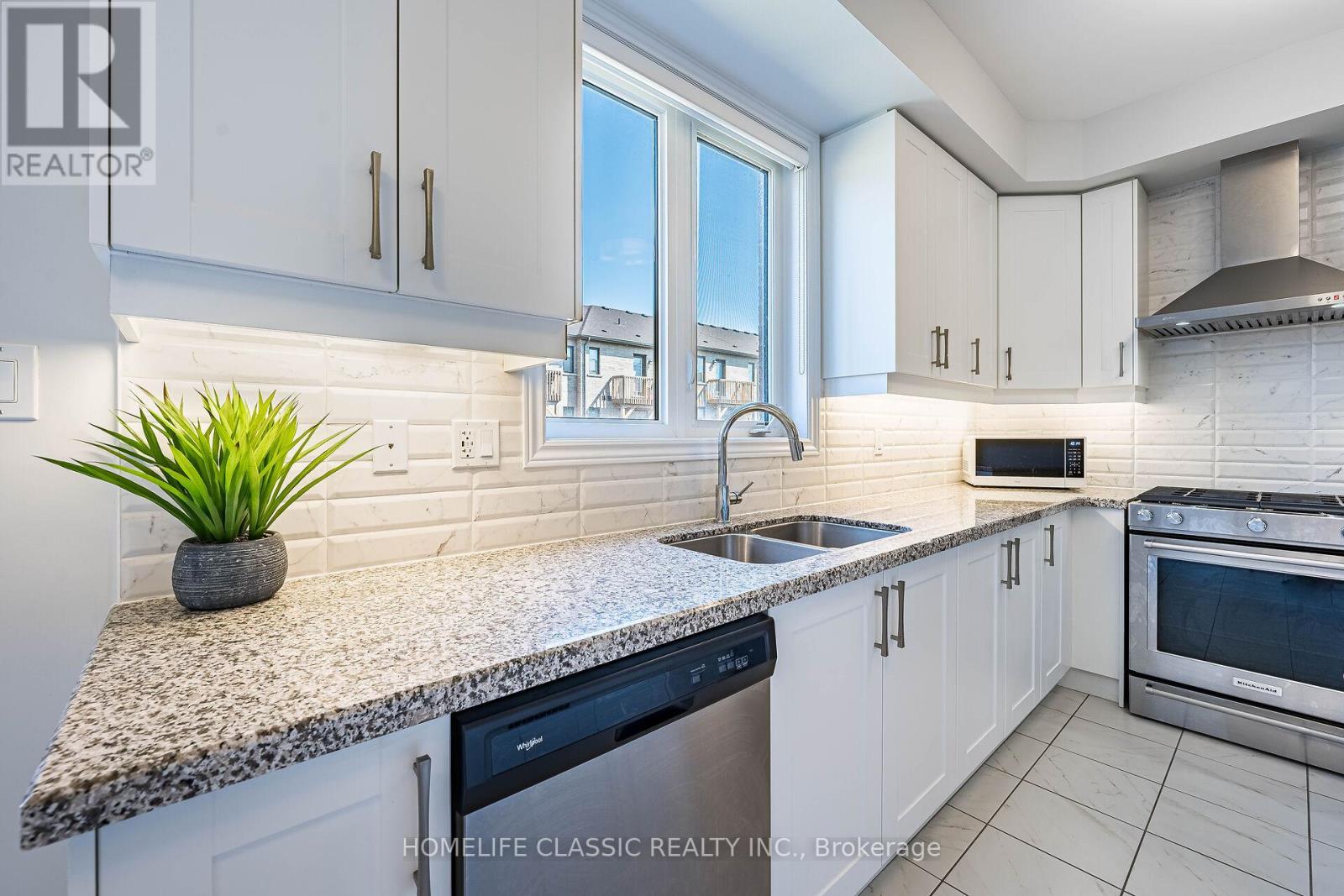 57 Douet Lane, Ajax, Ontario  L1Z 0V4 - Photo 23 - E12751792