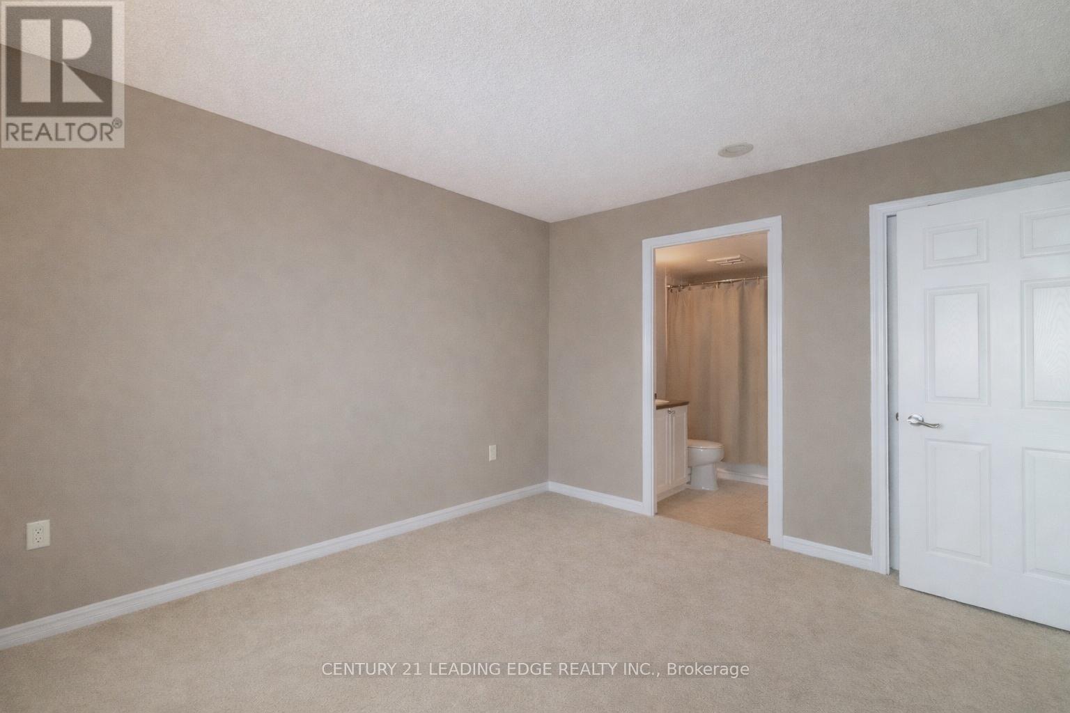 1011 - 11 Oneida Crescent, Richmond Hill, Ontario  L4B 0A1 - Photo 18 - N12751786