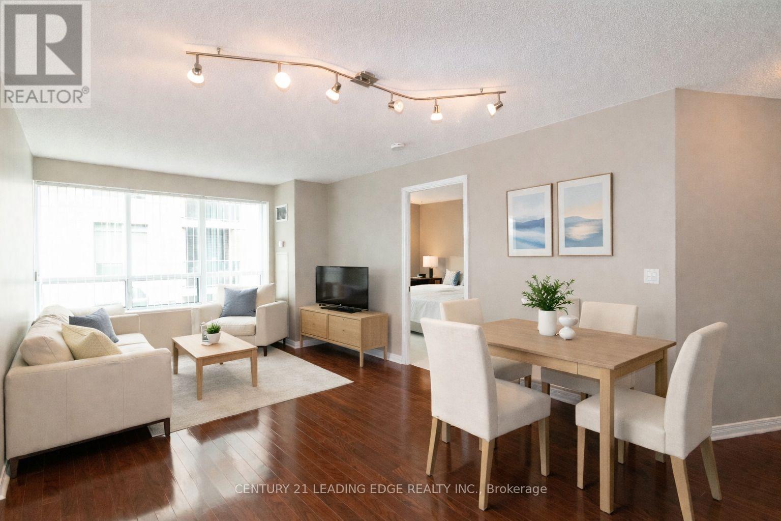 1011 - 11 Oneida Crescent, Richmond Hill, Ontario  L4B 0A1 - Photo 7 - N12751786